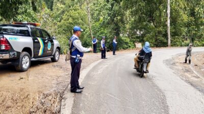 Jalur Lumajang-Malang via Piket Nol Ditutup Akibat Longsor, Pengguna Jalan Dialihkan ke Jalur Probolinggo