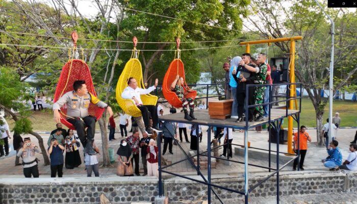 Launching Kampoeng Seafood dan Keranjang Sultan di Pantai Bentar Probolinggo