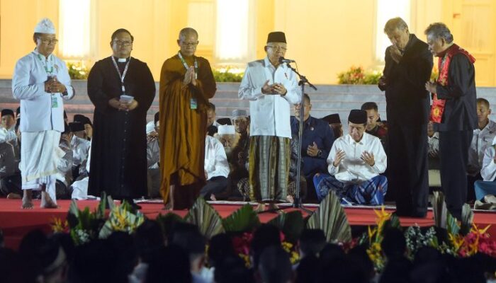 Bulan Agustus Tokoh Lintas Agama Berkumpul Adakan Zikir Kebangsaan