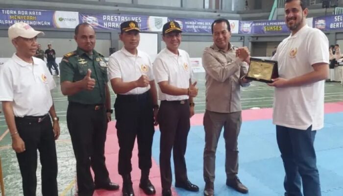 Peringatan Haornas, Habib Hadi Dinobatkan Sebagai Bapak Olahraga Kota Probolinggo