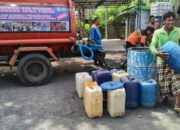 TRC PB BPBD Probolinggo Distribusikan Air Bersih di Desa Terdampak Kekeringan