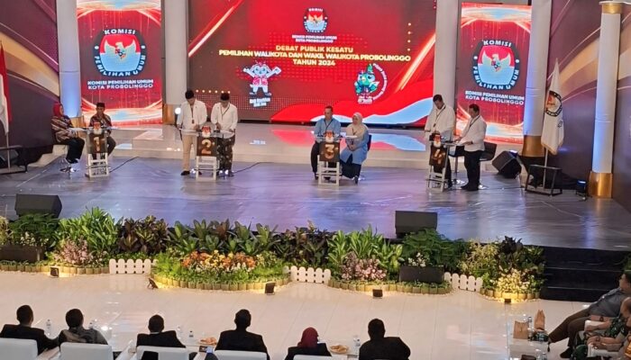 KPU Probolinggo Sukses Gelar Debat Kandidat Pertama Pilwali 2024, Empat Paslon Beradu Gagasan