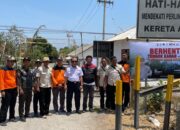 Pasang Spanduk Keselamatan di Perlintasan Sebidang, Cara Dishub Probolinggo Cegah Kecelakaan