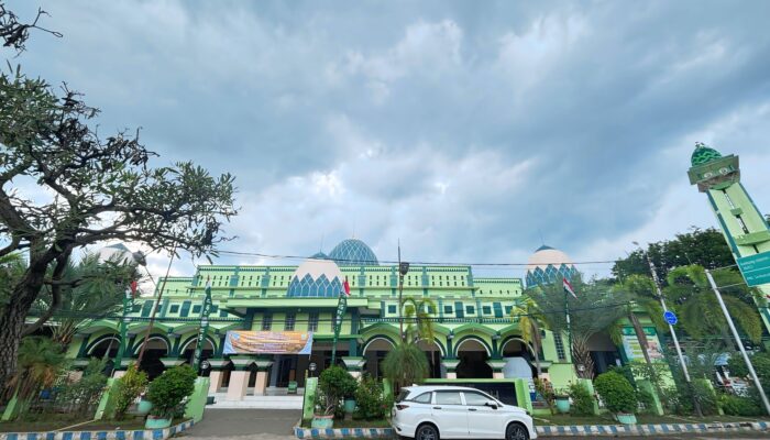 Masjid Agung Ar-Raudlah, Jejak Perjuangan Kiai Ronggo, Sang Penyebar Islam di Kraksaan