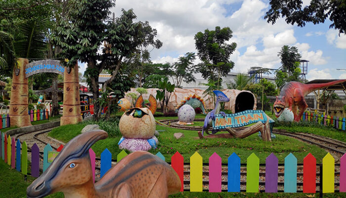 Jember Mini Zoo, Destinasi Wisata Edukasi Keluarga Dekat Kota