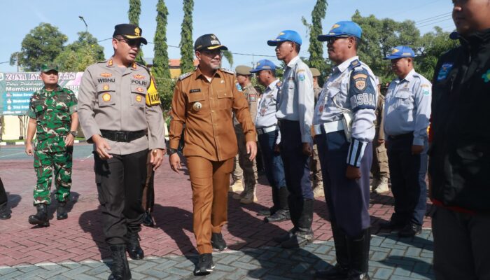 Bupati Probolinggo Pimpin Apel Operasi Ketupat Semeru 2025 untuk Pengamanan Lebaran