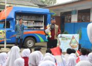 Pemkab Probolinggo Giatkan Literasi Lewat Perpustakaan Keliling dan Dongeng Edukatif