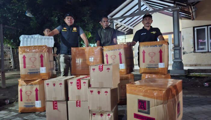 Satpol PP Gerebek Gudang Miras, Ketua Garda Bangsa: Ini Penyelamatan Generasi Muda