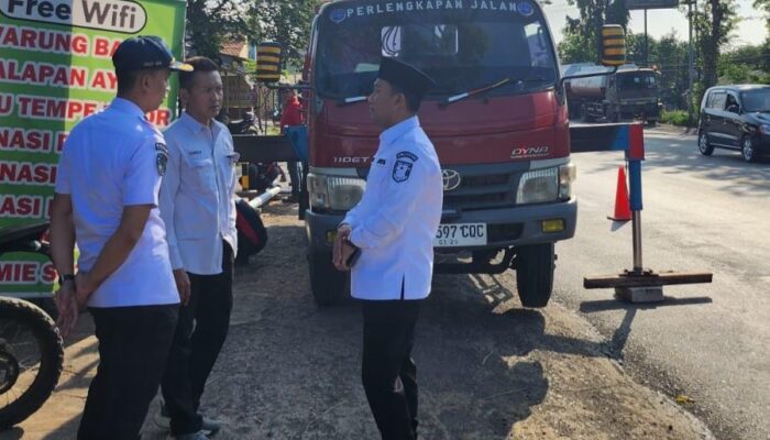 Dishub Probolinggo Bangun 21 Titik PJU di Ruas Jalan Nasional Tongas-Sumberasih