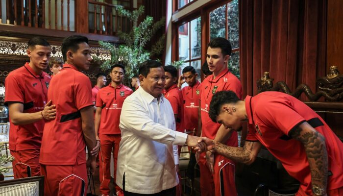 Presiden Prabowo Sambut Timnas Indonesia di Kediaman Pribadi Usai Kemenangan