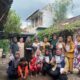 Dukung Ketahanan Pangan Skala Rumah Tangga, Mahasiswa KKN UINSA Salurkan Bibit Cabai ke Warga Desa Sentong