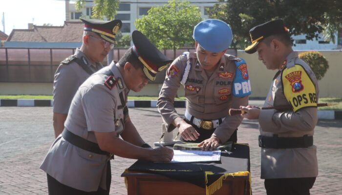 Polres Probolinggo Gelar Sertijab, Sejumlah Pejabat Strategis Berganti