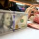 Rupiah Melemah, Efek Akumulasi Penguatan Dolar AS