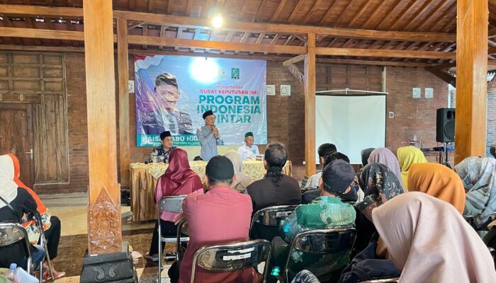 Anggota DPR RI Kaisar Abu Hanifah Sosialisasikan PIP di Bantul