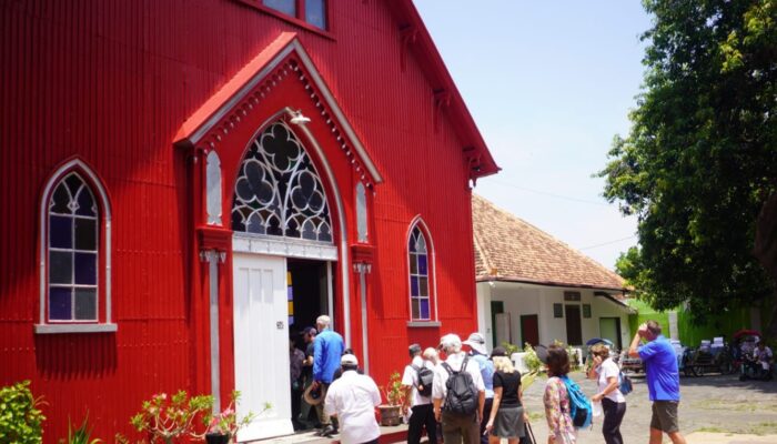 Kota Probolinggo Dikunjungi Wisman Kapal Pesiar, Jelajahi Warisan Sejarah Lokal