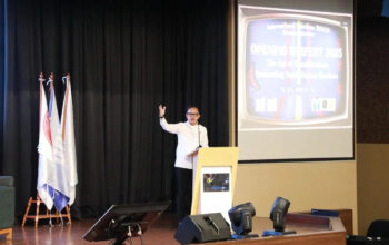 Wamendagri Dorong Mahasiswa Siapkan Diri Hadapi Perubahan Global