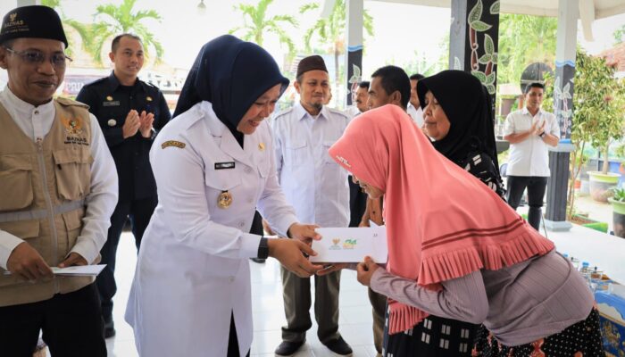 Pemkot dan Baznas Probolinggo Salurkan Bantuan Modal Usaha untuk Ratusan Pelaku UMKM Dhuafa