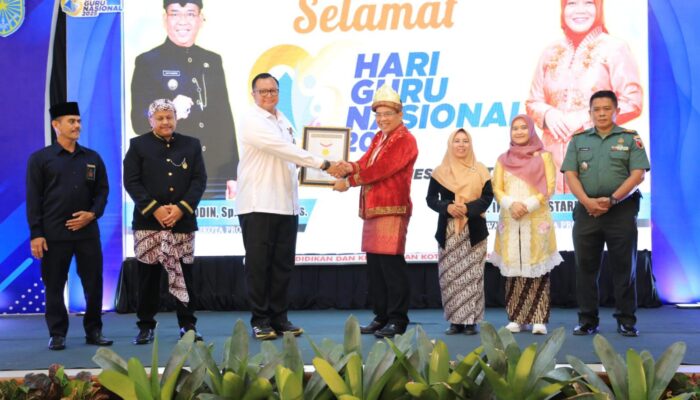 Hari Guru Nasional di Probolinggo Istimewa, Ribuan Karya Guru Masuk Rekor MURI
