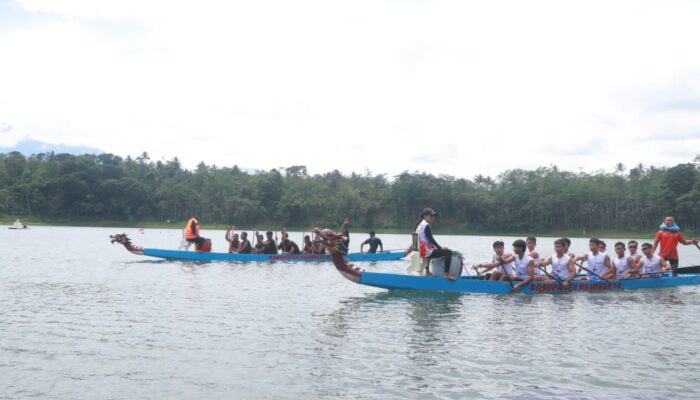 Sport Tourism Probolinggo Kian Hidup, Ranu Segaran Jadi Arena Dayung dan SUP