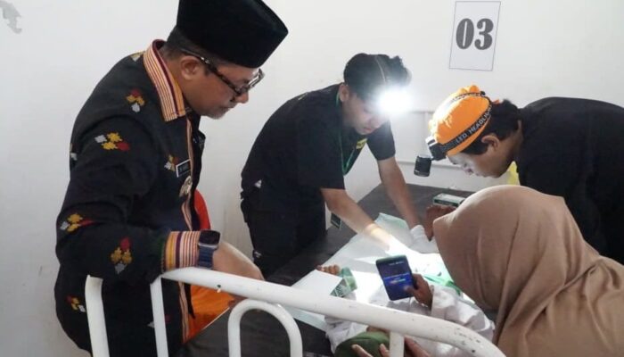 Bupati Probolinggo Apresiasi Sunatan Massal HDCI, 175 Anak Terlayani Gratis