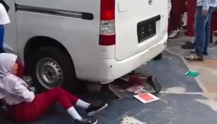Mobil Pengantar MBG Hilang Kendali, 20 Siswa dan 1 Guru Jadi Korban