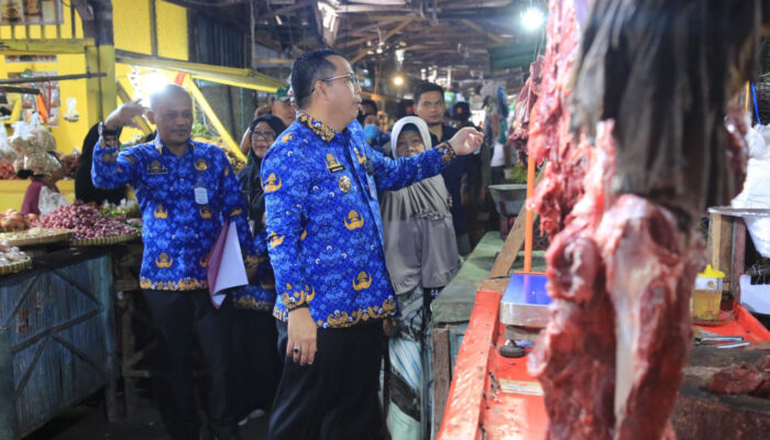 Harga Ayam dan Cabai Naik, Wali Kota Probolinggo Pantau Langsung Harga Pangan