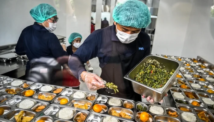 Intip Gaji Tenaga SPPG Program Makan Bergizi Gratis, Ini Rinciannya