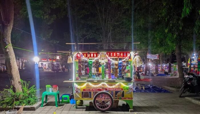 Iuran PKL Tak Jelas di Gelora Kraksaan, Pemkab Probolinggo Siap Menata Ulang