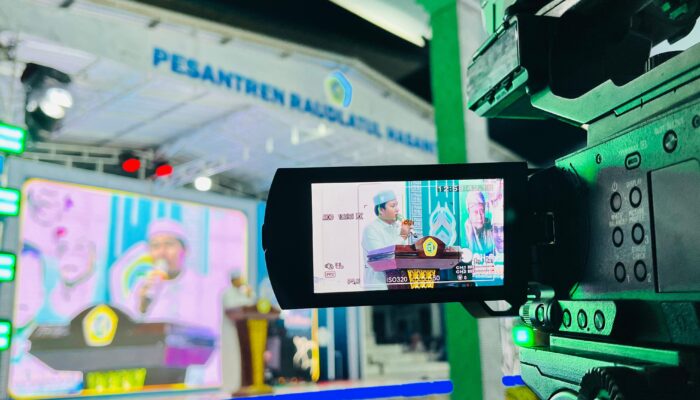 Haflatul Imtihan Popes Raudlatul Hasaniyah Teguhkan Komitmen Adaptif di Era Modern