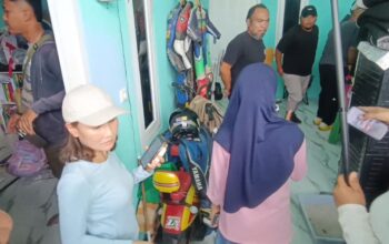 Duh! Turis Thailand Kehilangan Tujuh Koper Saat Liburan di Bromo, Bupati Prihatin