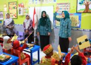 Bunda PAUD Probolinggo Edukasi Gizi Saat Visitasi MBG di TK Tunas Harapan