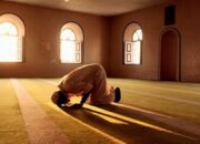 Tata Cara Sholat Hajat Lengkap dengan Doa Arab dan Artinya