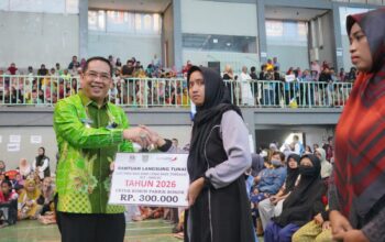 Jelang Lebaran, Pemkot Probolinggo Bagikan BLT dan Beragam Bantuan Sosial