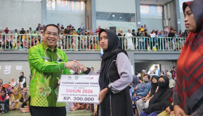 Jelang Lebaran, Pemkot Probolinggo Bagikan BLT dan Beragam Bantuan Sosial