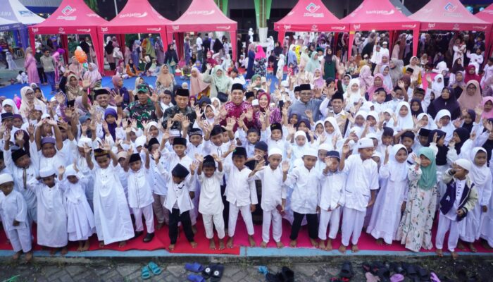 Ramadan Fest 2026 Ditutup, Wali Kota Probolinggo Santuni Ratusan Anak Yatim