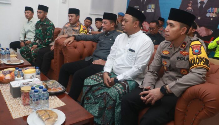 Bupati Probolinggo Tinjau Pos Pam Lebaran, Pastikan Jalur Mudik Aman dan Lancar