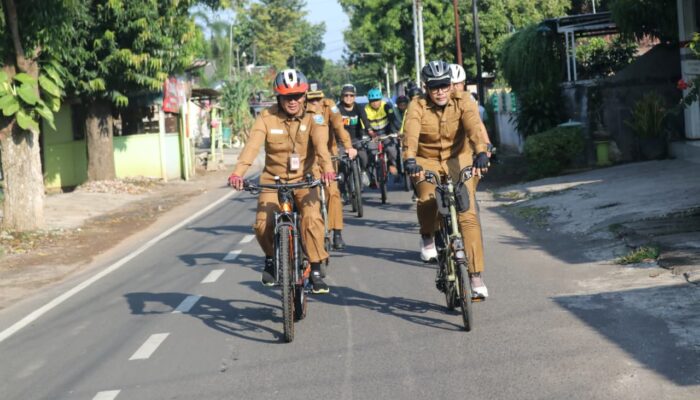 Bupati Genjot Bike to Work, ASN Probolinggo Diajak Hemat BBM dan Hidup Sehat