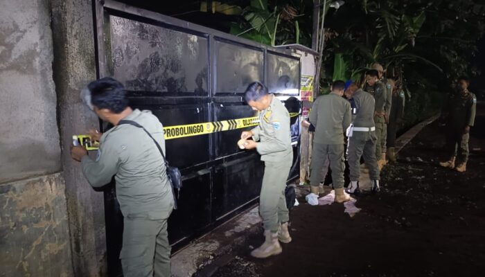 Digerebek Malam Hari, Dua Tempat Karaoke di Probolinggo Disegel Satpol PP