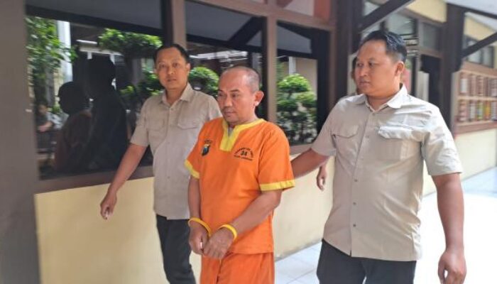 Datang Cari Kerja, Pria Asal Probolinggo Malah Bobol Kantor Damkar Lamongan