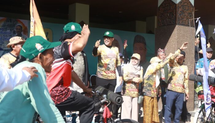 Gowes Lintas Daerah, Onthelis Bersatu Menuju Panggung Dunia di Prambanan
