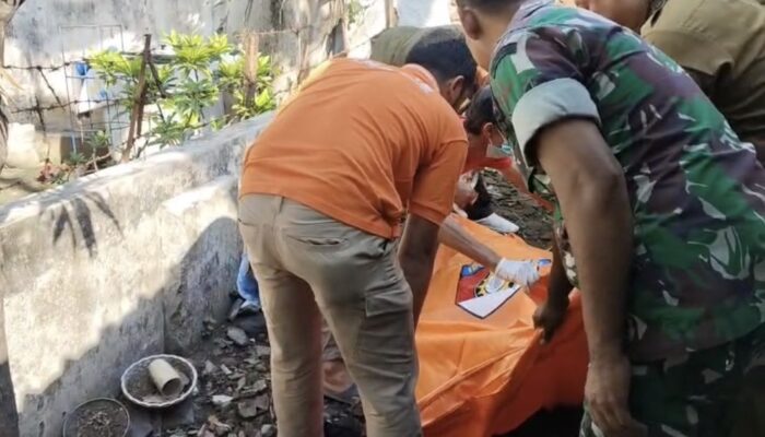 Warga Probolinggo Digegerkan Penemuan Manusia Silver Tak Bernyawa