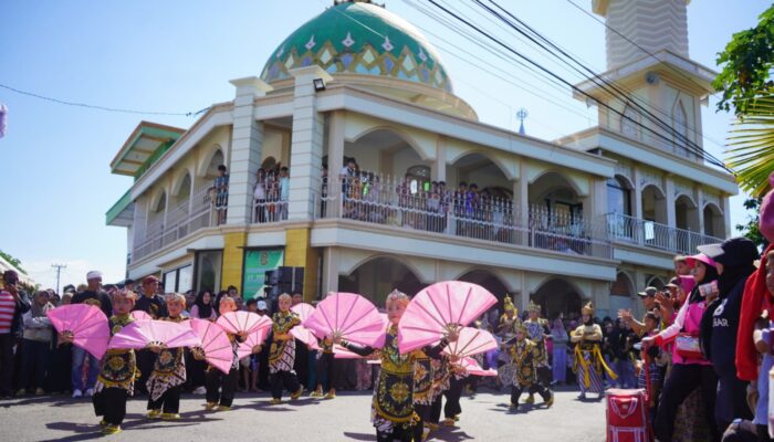 Kirab Budaya Berkam Meriah, Wali Kota Ajak Lestarikan Sejarah dan Budaya