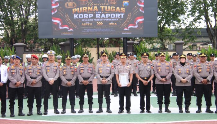Polresta Sumenep Lepas Personel Purna Tugas dan Beri Kenaikan Pangkat