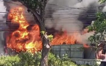 Ditinggal Salat Jumat, Toko di Probolinggo Ludes Terbakar, Segini Total Kerugiannya