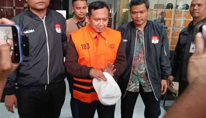 KPK Resmi Borgol Mahrus, DPRD Jatim Asal Probolinggo di Kasus Dana Hibah
