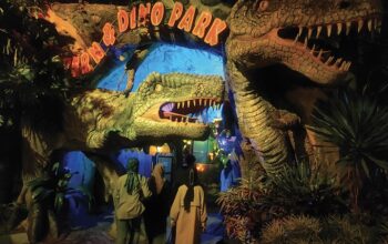 Liburan Malam Seru di Malang Night Paradise, Dari Lampion hingga Dinosaurus