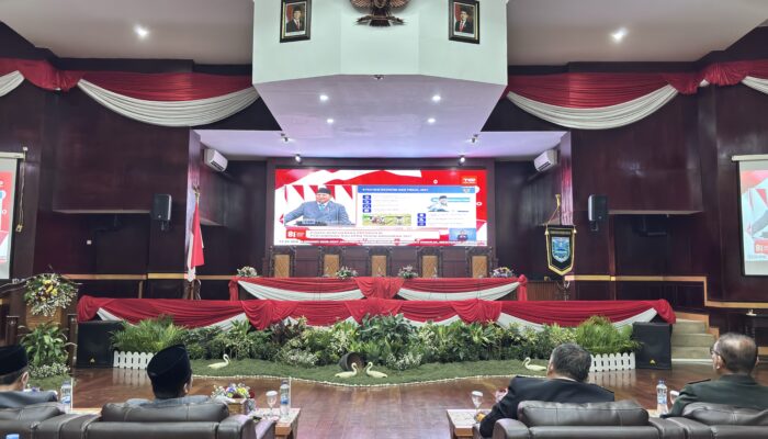 DPRD Probolinggo Simak Pidato Presiden Prabowo, Fokus pada Kesejahteraan Rakyat