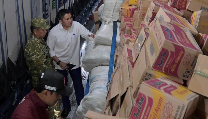 Lima Pesawat Bawa 65 Ton Bantuan, Total 253 Ton Logistik Menuju NTT