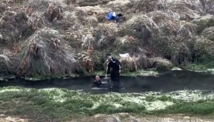 Viral! Dua Pemuda Mandi Pakai Sabun di Mata Air Qolbu Gunung Argopuro Tuai Kecaman