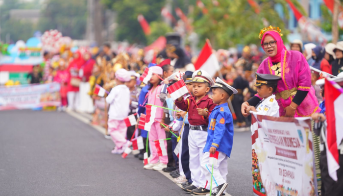Pawai Budaya PAUD Probolinggo Meriah, Anak-anak Tampil Kenalkan Kekayaan Nusantara